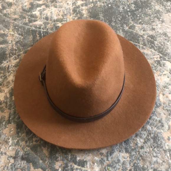 Fedora - Picture 3 of 4